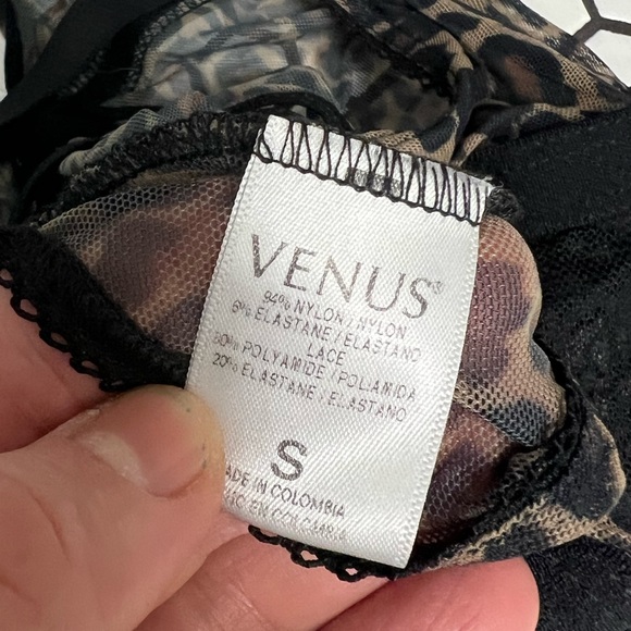 Venus lace teddy size small - Picture 3 of 4